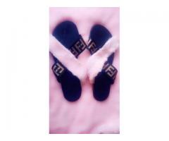Palm slippers