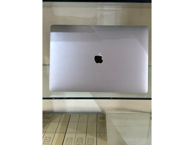 Apple macBook Pro 2016, core i7, 16gb RAM, 512gb SSD. UK Used, availalable for sale. - 4