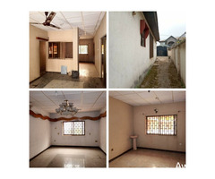 7 Rooms Bungalow with 2 Sitting Rooms and a Courtyard at Ibadan 