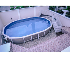 SHORTLET - Sprawling 5 Bedroom Detached House + Office Room (Swimming pool)
